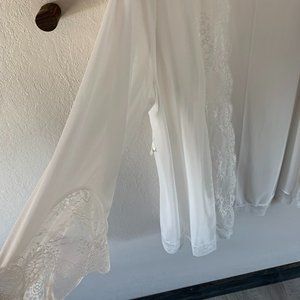 White Lace Trim Robe